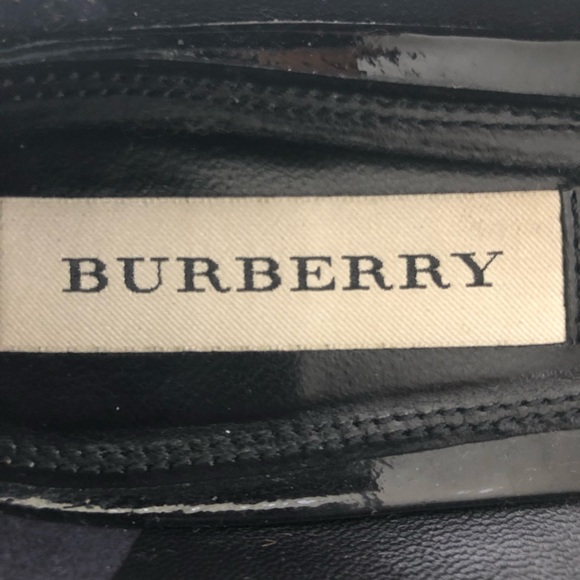Burberry London Essentials Mormont Black Loafers - Picture 8 of 13